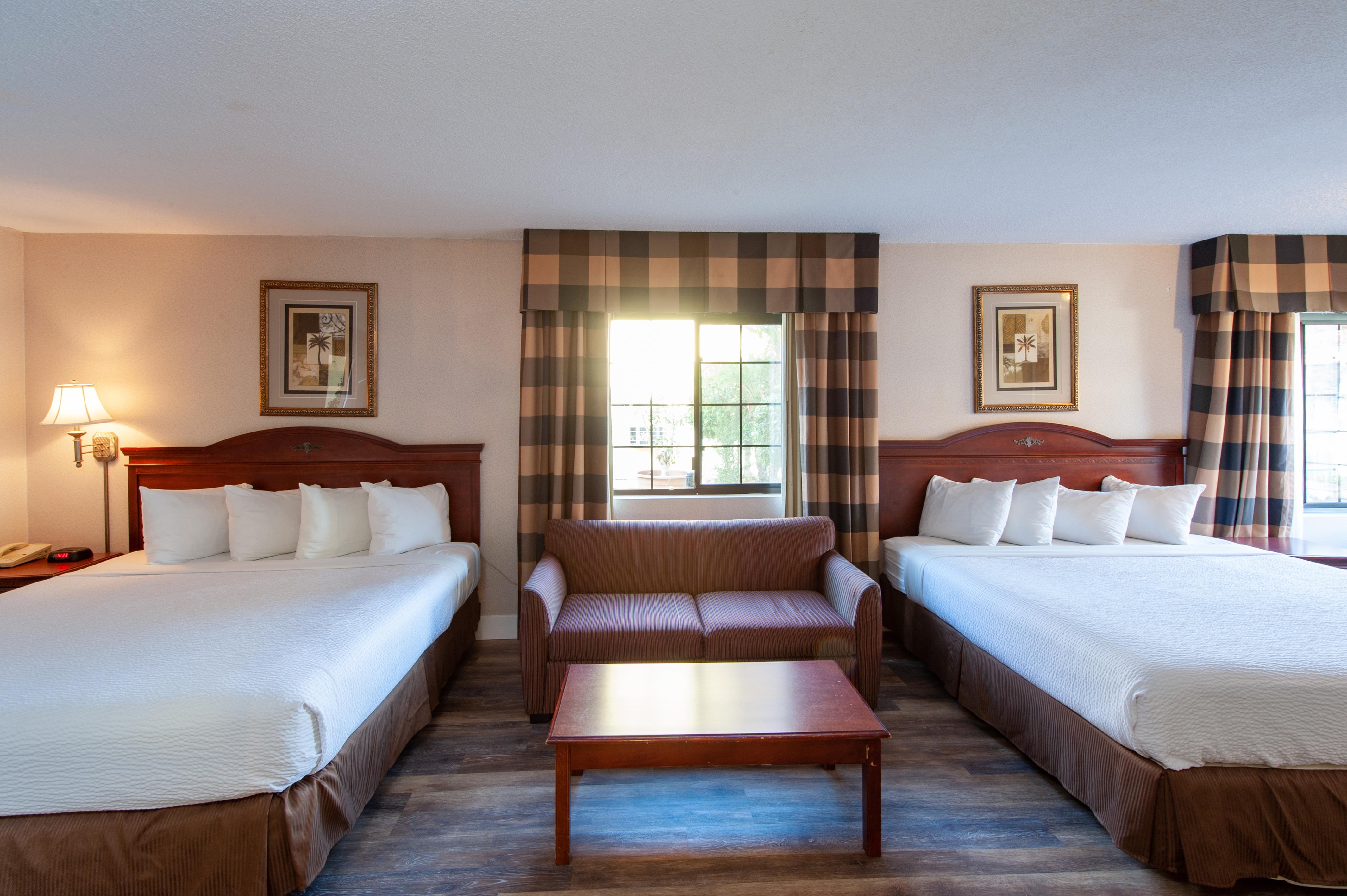 Studio City Court Yard Hotel Rum bild