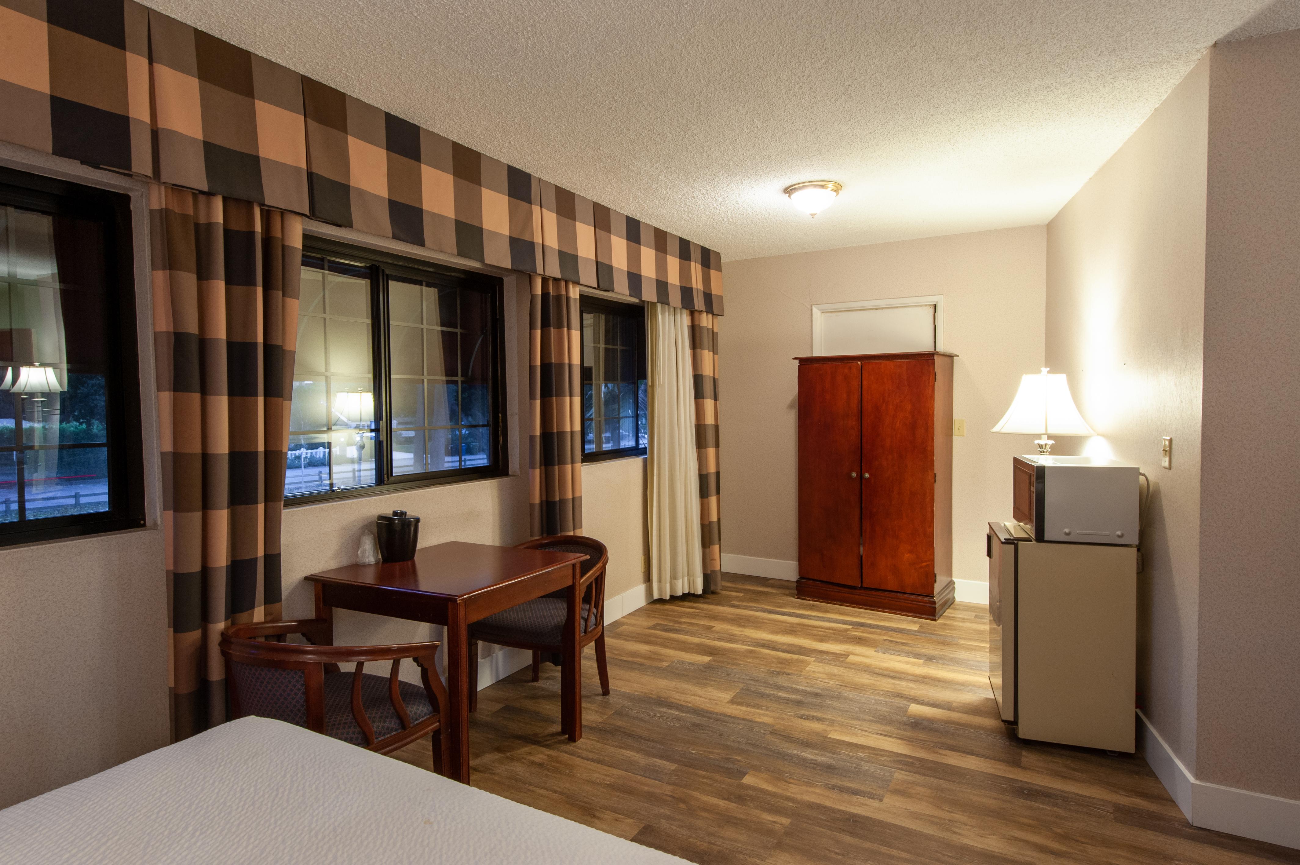 Studio City Court Yard Hotel Rum bild